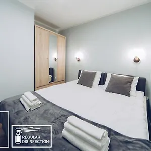 M7 Main Square With Free Parking Friends Escape Краков