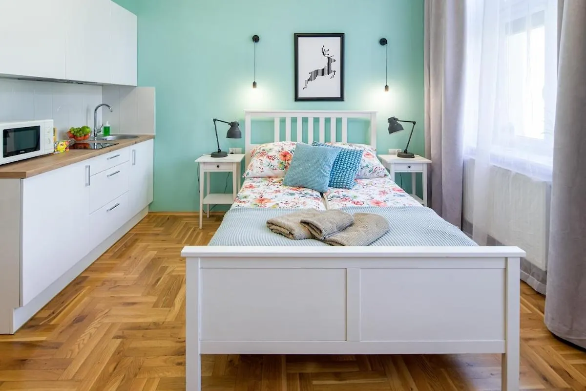 Mint&Jade Studio B Krakow 0*,  Poland